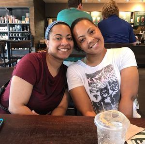 Meet your Posher, Lea